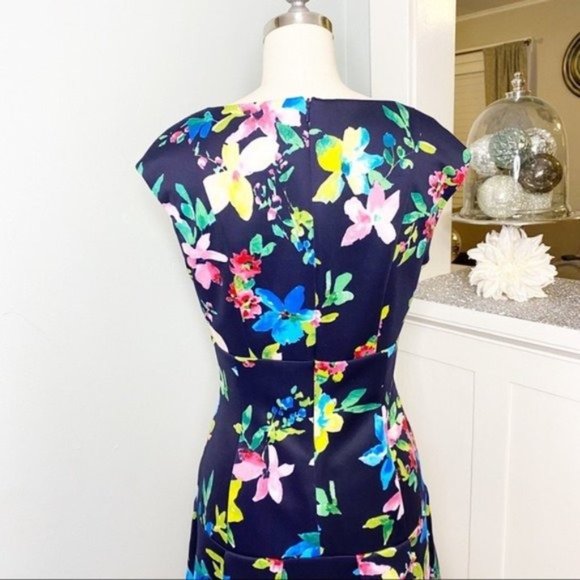 Chaps Black Floral Fit & Flare Scuba Dress 6 Small - Picture 6 of 9